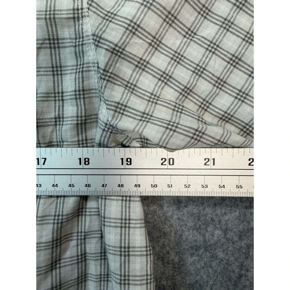 The North Face Mens Gray Plaid Short Sleeve Button Down Hiking Shirt Size Medium